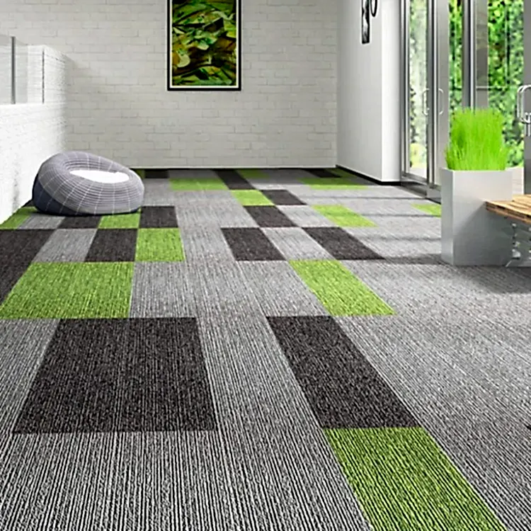 Yeşil gri karo halı
